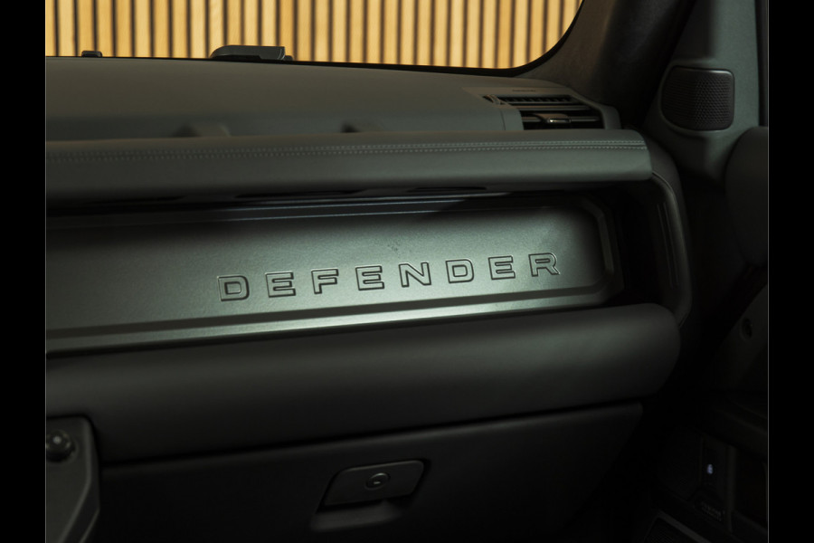 Land Rover Defender 110 4.4 P635 OCTA Edition PANO-20"-MERIDIAN