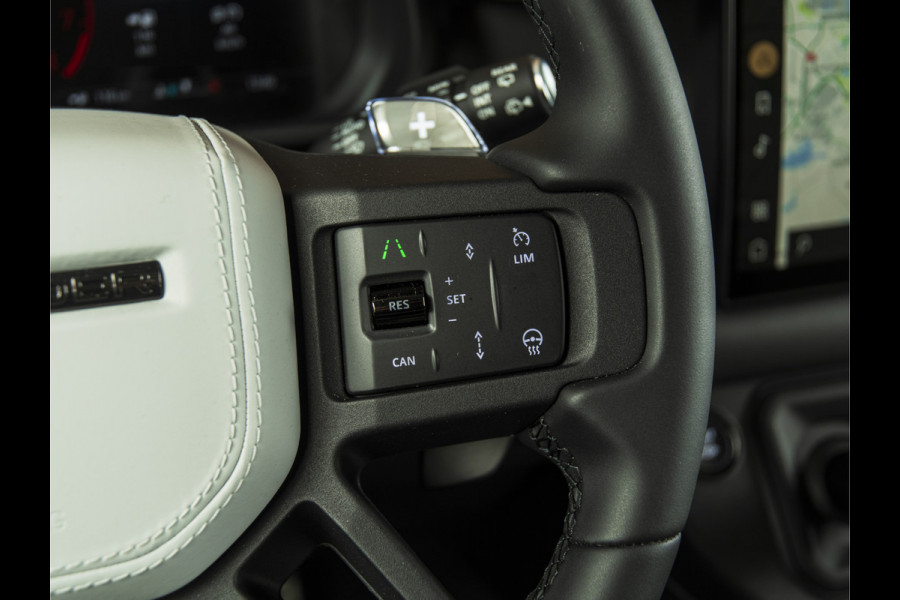 Land Rover Defender 110 4.4 P635 OCTA Edition PANO-20"-MERIDIAN