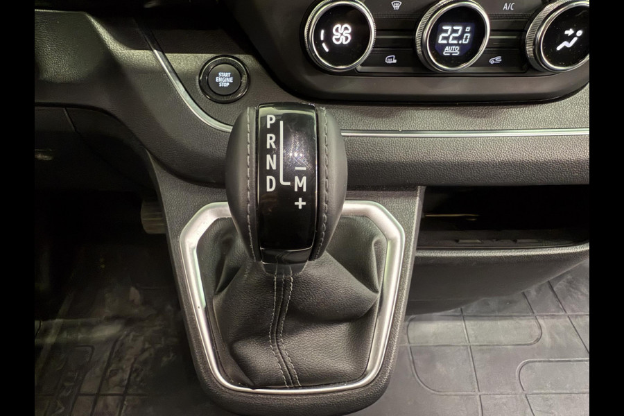 Renault Trafic 2.0 Blue dC1 150 EDC T29 L2H1 Extra Dubbele Cabine Navigatie Airco Lichtmetalen velgen Betimmering Trekhaak Camera Parkeer sensoren Dab