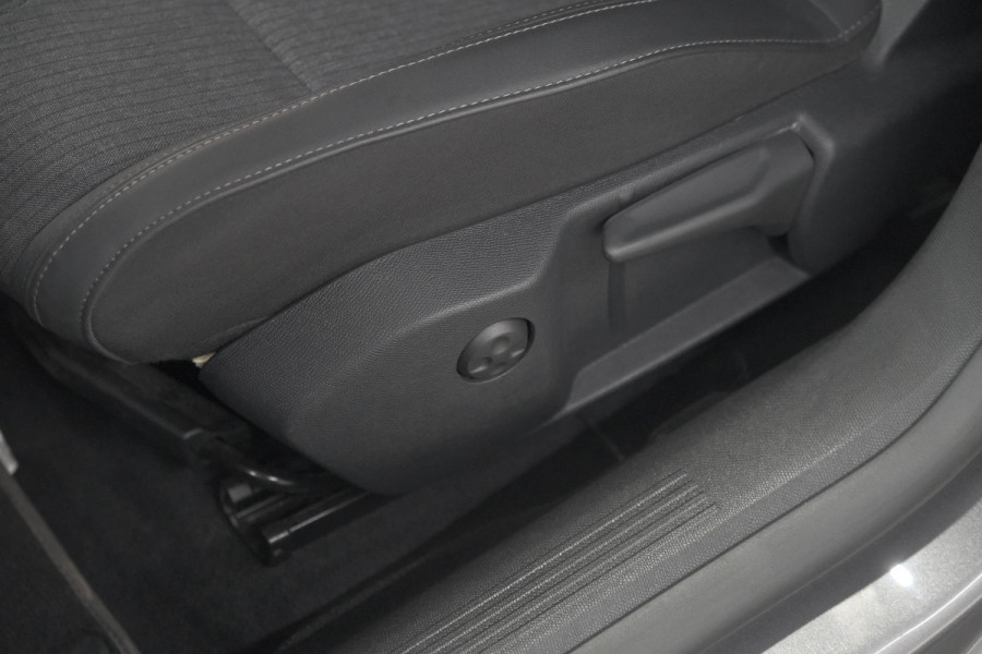 Peugeot 508 SW PureTech 130 EAT8 Allure Pack | Camera | Adaptieve Cruise Control | Dodehoekdetectie Peugeot 508 SW PureTech 130 EAT8 Allure Pack | Camera | Adaptieve Cruise Control | Dodehoekdetectie