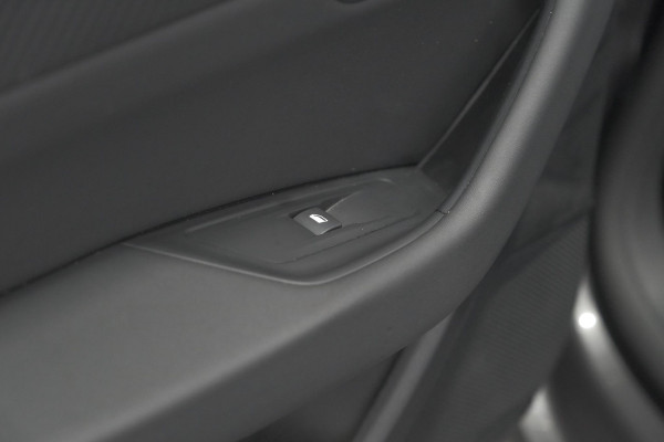 Peugeot 508 SW PureTech 130 EAT8 Allure Pack | Camera | Adaptieve Cruise Control | Dodehoekdetectie Peugeot 508 SW PureTech 130 EAT8 Allure Pack | Camera | Adaptieve Cruise Control | Dodehoekdetectie