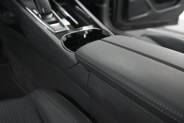 Peugeot 508 SW PureTech 130 EAT8 Allure Pack | Camera | Adaptieve Cruise Control | Dodehoekdetectie Peugeot 508 SW PureTech 130 EAT8 Allure Pack | Camera | Adaptieve Cruise Control | Dodehoekdetectie