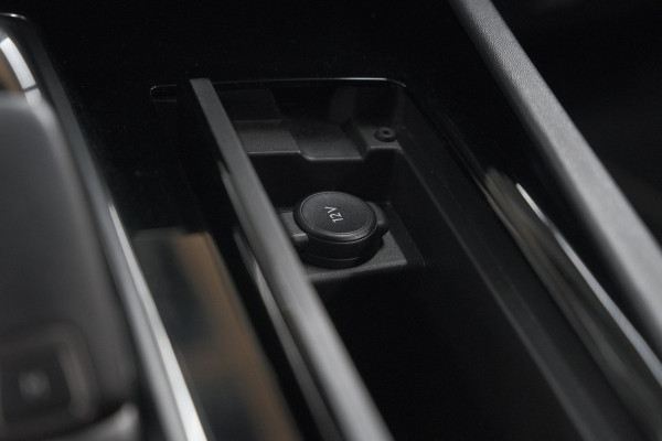 Peugeot 508 SW PureTech 130 EAT8 Allure Pack | Camera | Adaptieve Cruise Control | Dodehoekdetectie Peugeot 508 SW PureTech 130 EAT8 Allure Pack | Camera | Adaptieve Cruise Control | Dodehoekdetectie