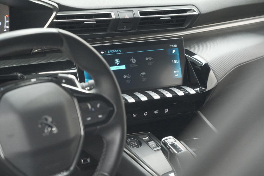 Peugeot 508 SW PureTech 130 EAT8 Allure Pack | Camera | Adaptieve Cruise Control | Dodehoekdetectie Peugeot 508 SW PureTech 130 EAT8 Allure Pack | Camera | Adaptieve Cruise Control | Dodehoekdetectie
