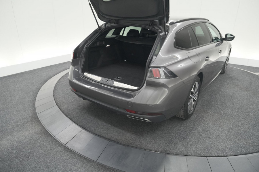 Peugeot 508 SW PureTech 130 EAT8 Allure Pack | Camera | Adaptieve Cruise Control | Dodehoekdetectie Peugeot 508 SW PureTech 130 EAT8 Allure Pack | Camera | Adaptieve Cruise Control | Dodehoekdetectie