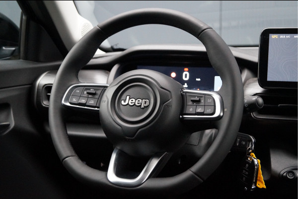 Jeep Avenger 1.2 Altitude | Stoelverwarming | Parkeersensoren voor en achter | Apple/Android CarPlay