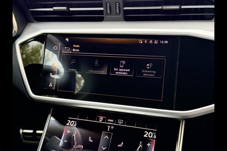 Audi A6 Avant 40 TFSI S edition Competition Automaat | Panoramadak | Trekhaak elektrisch uitklapbaar | Stoelverwarming | Afgevlakt stuur Audi A6 Avant 40 TFSI S edition Competition Automaat | Panoramadak | Trekhaak elektrisch uitklapbaar | Stoelverwarming | Afgevlakt stuur