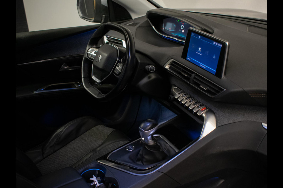 Peugeot 5008 1.2 PureTech Blue Lease Premium Sport (APPLE CARPLAY,NAVI, 360 VIEW,CAMERA,PDC,LED,TREKHAAK,SPORTSTOELEN,LM VELGEN)
