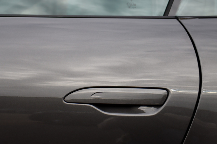 Porsche 911 992 Cabrio 3.8 Turbo S | Keramisch | Vierwielbesturing | Burmester High End | Adaptive Cruise Control | Liftsysteem | Sport Chrono | 18-wegs Memory | PASM | Sportuitlaat |