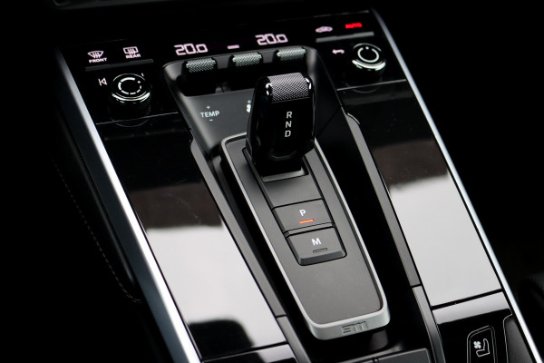 Porsche 911 992 Cabrio 3.8 Turbo S | Keramisch | Vierwielbesturing | Burmester High End | Adaptive Cruise Control | Liftsysteem | Sport Chrono | 18-wegs Memory | PASM | Sportuitlaat |