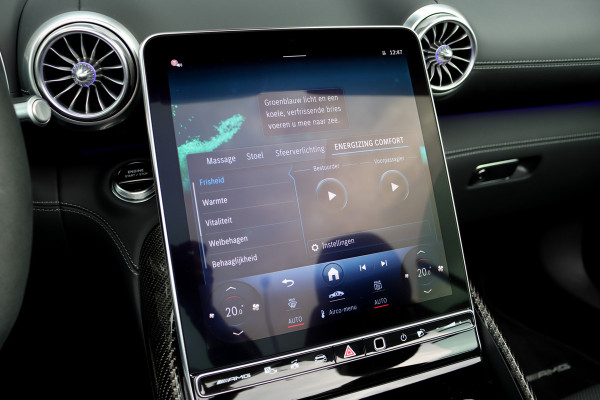 Mercedes-Benz SL-Klasse Roadster AMG 63 S E Performance | 816 pk | Keramisch | Carbon | AMG Dynamic Plus-Pakket | Distronic+ | Achterasbesturing | Multicontourstoelen | HUD | Burmester | Airscarf | Mercedes-Benz SL-Klasse Roadster AMG 63 S E Performance | 816 pk | Keramisch | Carbon | AMG Dynamic Plus-Pakket | Distronic+ | Achterasbesturing | Multicontourstoelen | HUD | Burmester | Airscarf |