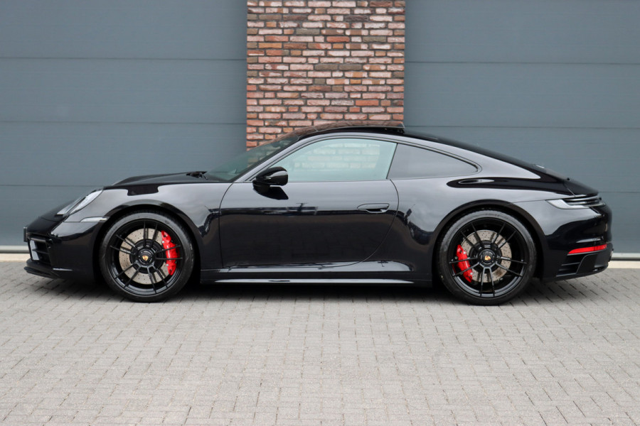 Porsche 911 3.0 Carrera GTS | Vierwielbesturing | Liftsysteem | PASM | Schuifdak | Carbon | Verwarmd GT-stuur | PDLS+ | Exclusive Design | Memory |