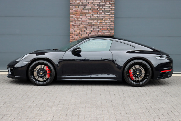 Porsche 911 3.0 Carrera GTS | Vierwielbesturing | Liftsysteem | PASM | Schuifdak | Carbon | Verwarmd GT-stuur | PDLS+ | Exclusive Design | Memory |