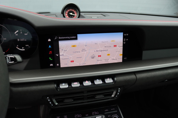 Porsche 911 3.0 Carrera GTS | Vierwielbesturing | Liftsysteem | PASM | Schuifdak | Carbon | Verwarmd GT-stuur | PDLS+ | Exclusive Design | Memory |