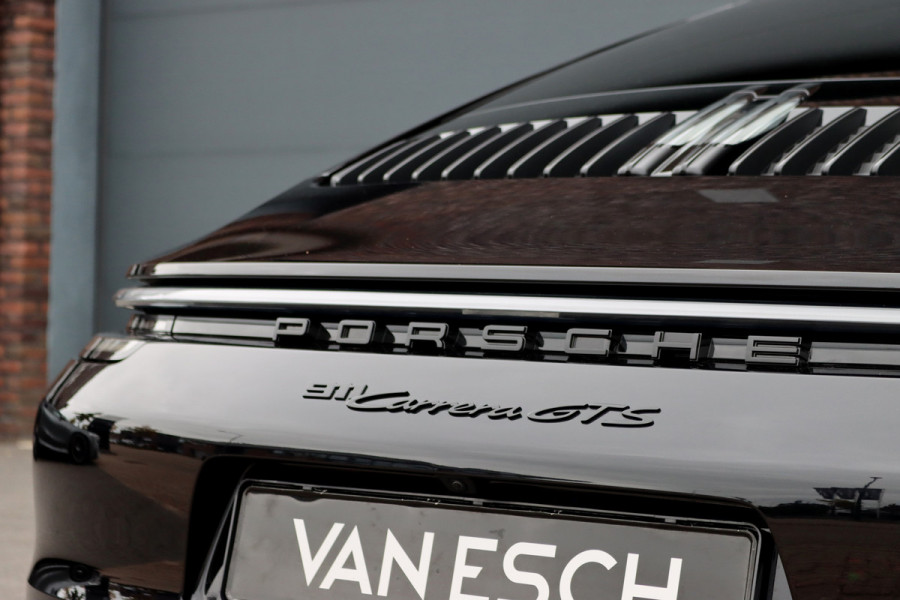 Porsche 911 3.0 Carrera GTS | Vierwielbesturing | Liftsysteem | PASM | Schuifdak | Carbon | Verwarmd GT-stuur | PDLS+ | Exclusive Design | Memory |