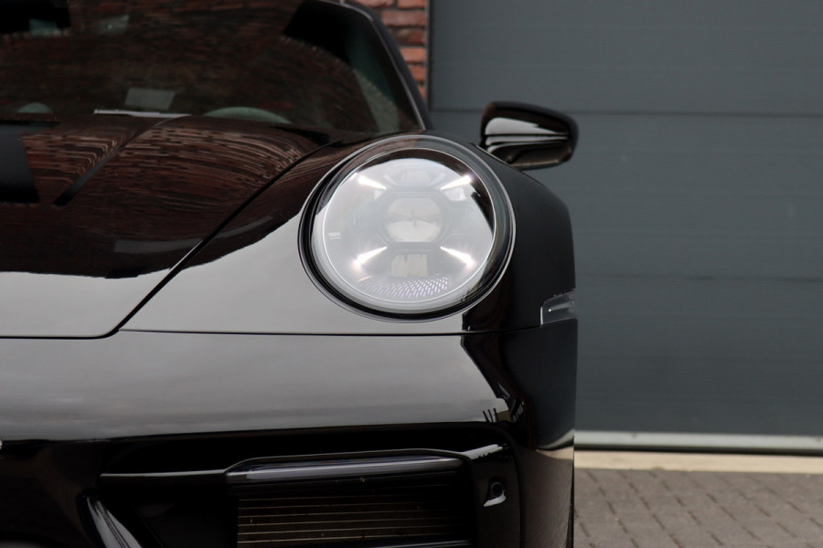 Porsche 911 3.0 Carrera GTS | Vierwielbesturing | Liftsysteem | PASM | Schuifdak | Carbon | Verwarmd GT-stuur | PDLS+ | Exclusive Design | Memory |