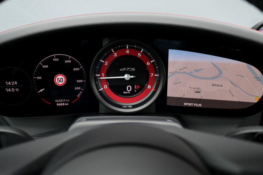 Porsche 911 3.0 Carrera GTS | Vierwielbesturing | Liftsysteem | PASM | Schuifdak | Carbon | Verwarmd GT-stuur | PDLS+ | Exclusive Design | Memory |