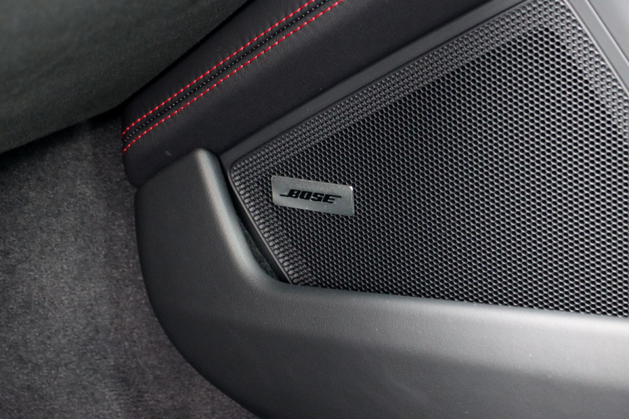 Porsche 911 3.0 Carrera GTS | Vierwielbesturing | Liftsysteem | PASM | Schuifdak | Carbon | Verwarmd GT-stuur | PDLS+ | Exclusive Design | Memory |