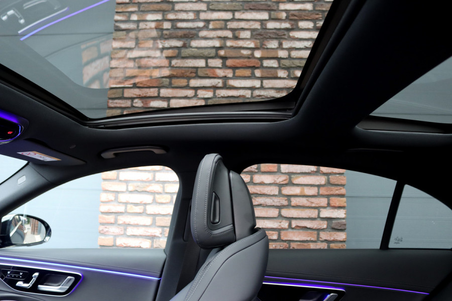 Mercedes-Benz E-Klasse AMG 53 4MATIC+ Premium+ | Hyperscreen | Airmatic | Achterasbesturing | Distronic | Carbon | Stoelventilatie | Burmester | Digital Light | Verwarmd Stuurwiel |