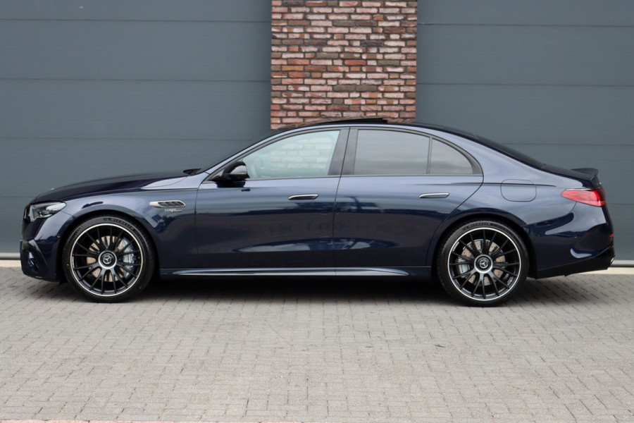 Mercedes-Benz E-Klasse AMG 53 4MATIC+ Premium+ | Hyperscreen | Airmatic | Achterasbesturing | Distronic | Carbon | Stoelventilatie | Burmester | Digital Light | Verwarmd Stuurwiel |