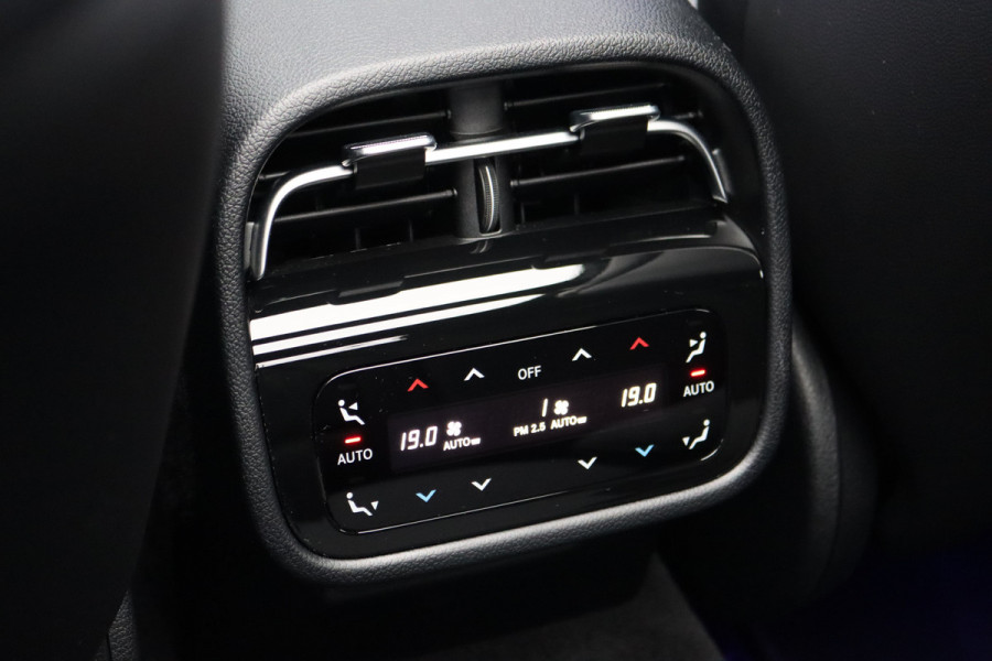 Mercedes-Benz E-Klasse AMG 53 4MATIC+ Premium+ | Hyperscreen | Airmatic | Achterasbesturing | Distronic | Carbon | Stoelventilatie | Burmester | Digital Light | Verwarmd Stuurwiel |