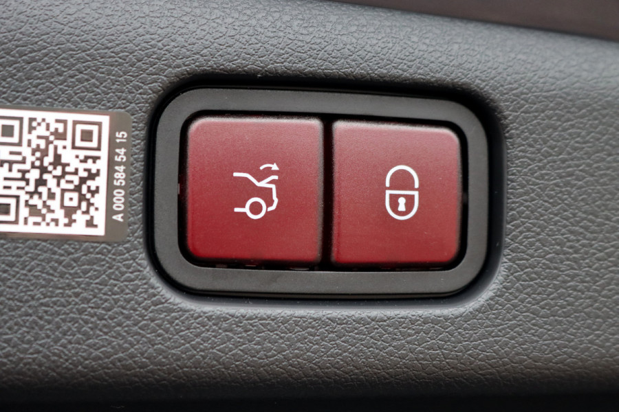 Mercedes-Benz E-Klasse AMG 53 4MATIC+ Premium+ | Hyperscreen | Airmatic | Achterasbesturing | Distronic | Carbon | Stoelventilatie | Burmester | Digital Light | Verwarmd Stuurwiel |