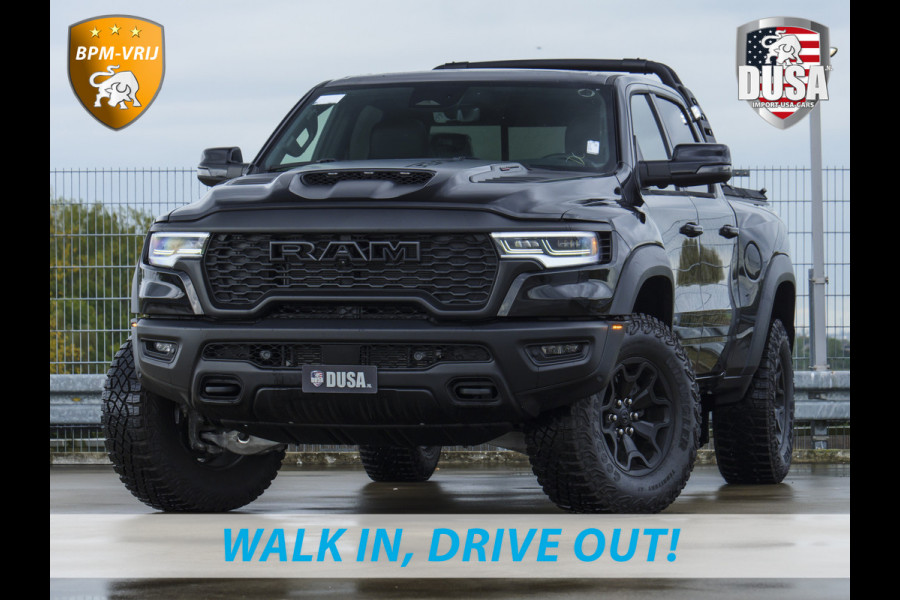 Dodge Ram | RHO | 3.0L Twin-Turbo I6 | 4x4 | Crew Cab | Black Edition | Panoramadak | 14,4-inch Touchscreen | Passenger Display | Getoonde accessoires zijn verkrijgbaar tegen meerprijs