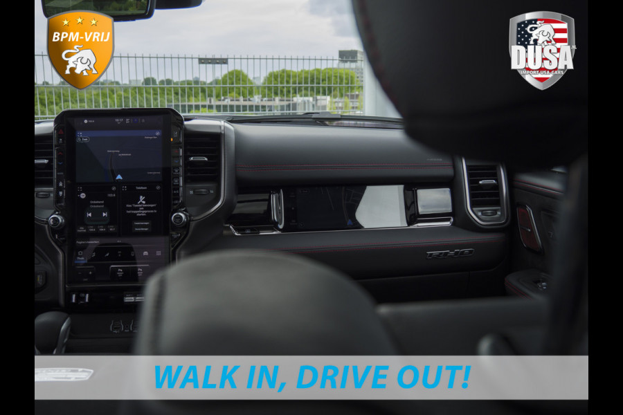 Dodge Ram | RHO | 3.0L Twin-Turbo I6 | 4x4 | Crew Cab | Black Edition | Panoramadak | 14,4-inch Touchscreen | Passenger Display | Getoonde accessoires zijn verkrijgbaar tegen meerprijs