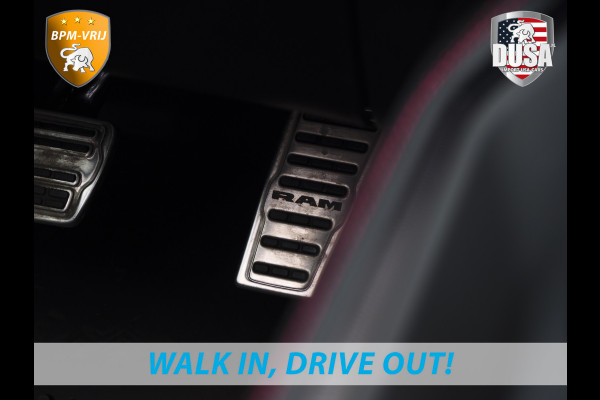 Dodge Ram | RHO | 3.0L Twin-Turbo I6 | 4x4 | Crew Cab | Black Edition | Panoramadak | 14,4-inch Touchscreen | Passenger Display | Getoonde accessoires zijn verkrijgbaar tegen meerprijs