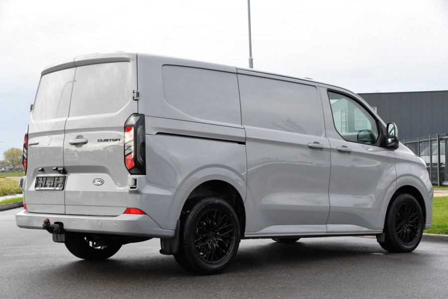 Ford Transit Custom 300 2.0 TDCI L1H1 Limited PB Edition Virtual, Adaptieve Cruise, Carplay, LED, Stoelverwarming, 136pk, Automaat, Trekhaak, Multimedia, Uniek!