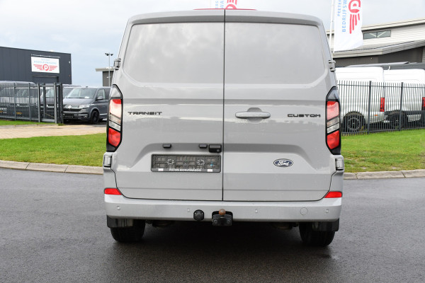 Ford Transit Custom 300 2.0 TDCI L1H1 Limited PB Edition Virtual, Adaptieve Cruise, Carplay, LED, Stoelverwarming, 136pk, Automaat, Trekhaak, Multimedia, Uniek!