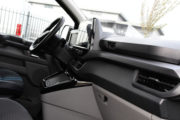 Ford Transit Custom 320 2.0 TDCI L2H1 Sport DC Black Edition Virtual, Adaptieve Cruise, Carplay, LED, 2 x Schuifdeur, 170pk, Stoelverwarming, Sensoren, BOM VOL!