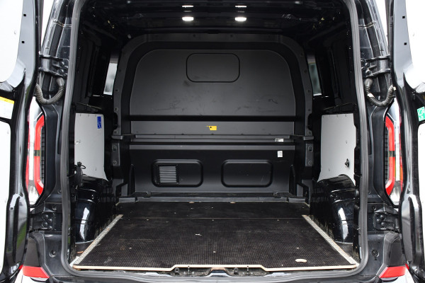 Ford Transit Custom 320 2.0 TDCI L2H1 Sport DC Black Edition Virtual, Adaptieve Cruise, Carplay, LED, 2 x Schuifdeur, 170pk, Stoelverwarming, Sensoren, BOM VOL!