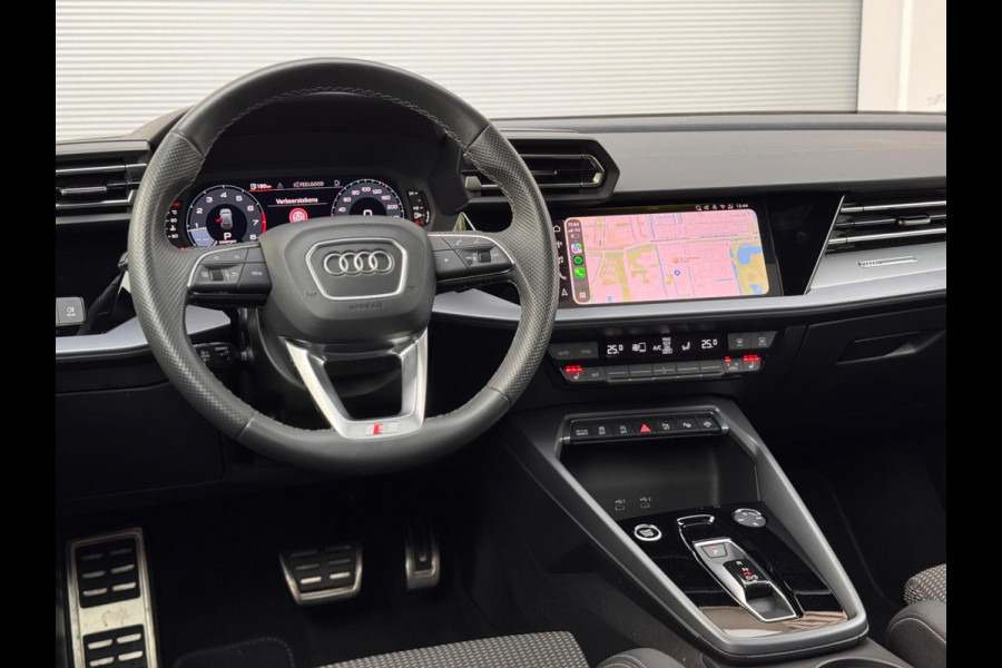 Audi A3 Sportback 35 TFSI S edition Pano/Sonos/Matrix/Blindspot Audi A3 Sportback 35 TFSI S edition Pano/Sonos/Matrix/Blindspot