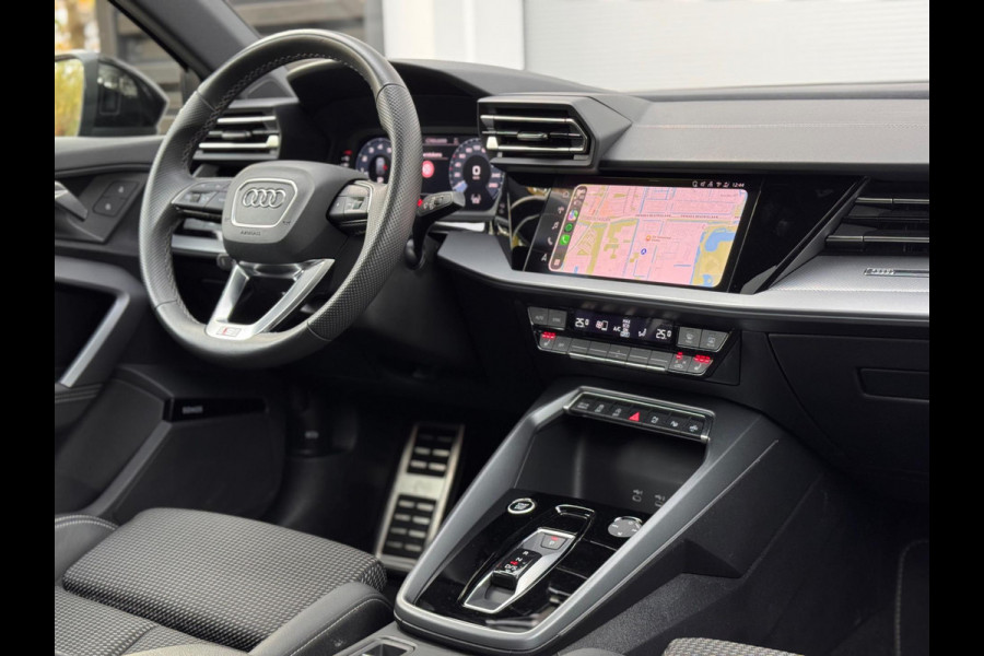 Audi A3 Sportback 35 TFSI S edition Pano/Sonos/Matrix/Blindspot Audi A3 Sportback 35 TFSI S edition Pano/Sonos/Matrix/Blindspot