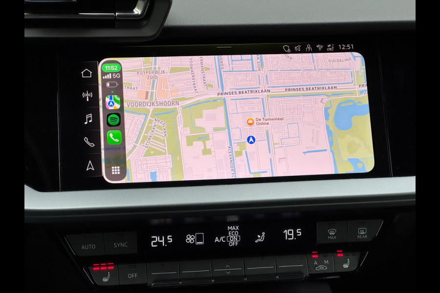 Audi A3 Sportback 35 TFSI S edition Pano/Sonos/Matrix/Blindspot Audi A3 Sportback 35 TFSI S edition Pano/Sonos/Matrix/Blindspot