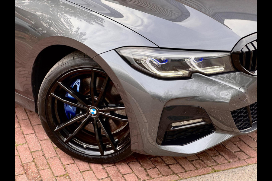 BMW 3 Serie Touring 330e High Executive M seats/Pano/Memory/H&K/360