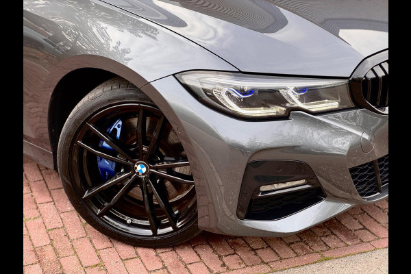 BMW 3 Serie Touring 330e High Executive M seats/Pano/Memory/H&K/360