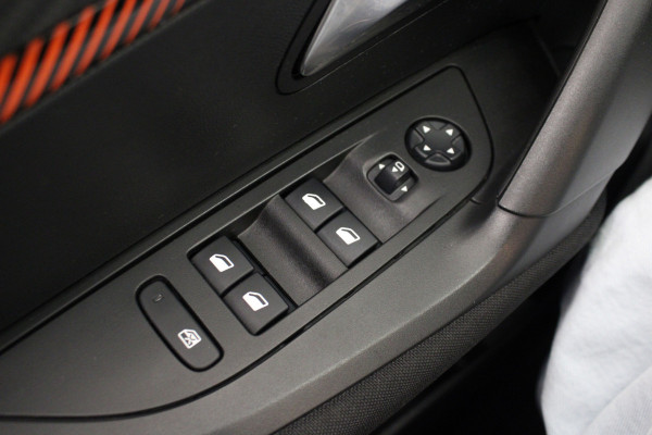 Peugeot 2008 1.2 PureTech Active Pack