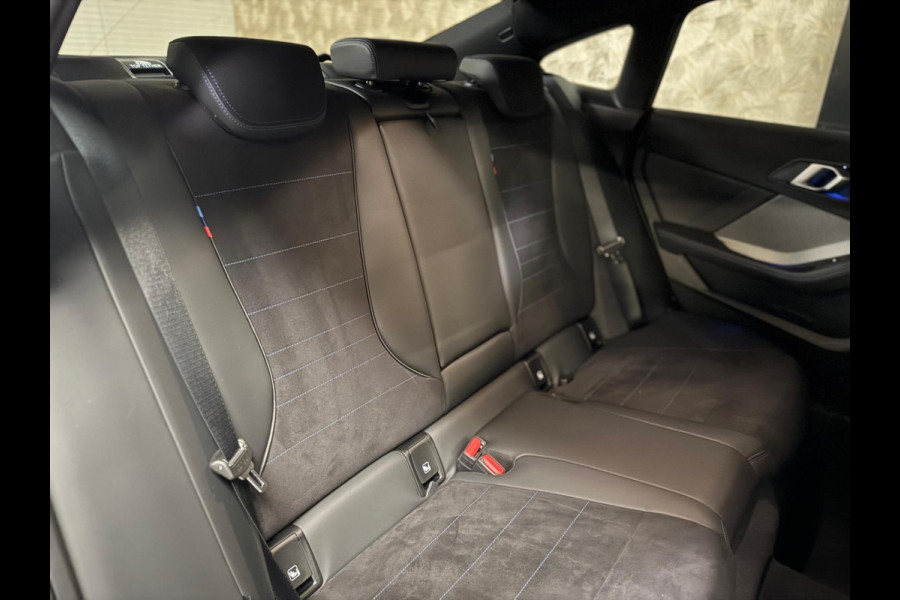 BMW 2 Serie Gran Coupé M235i xDrive 306 PK |M-sport Pro | Keyless | Harman/Kardon | Camera | schaalstoelen