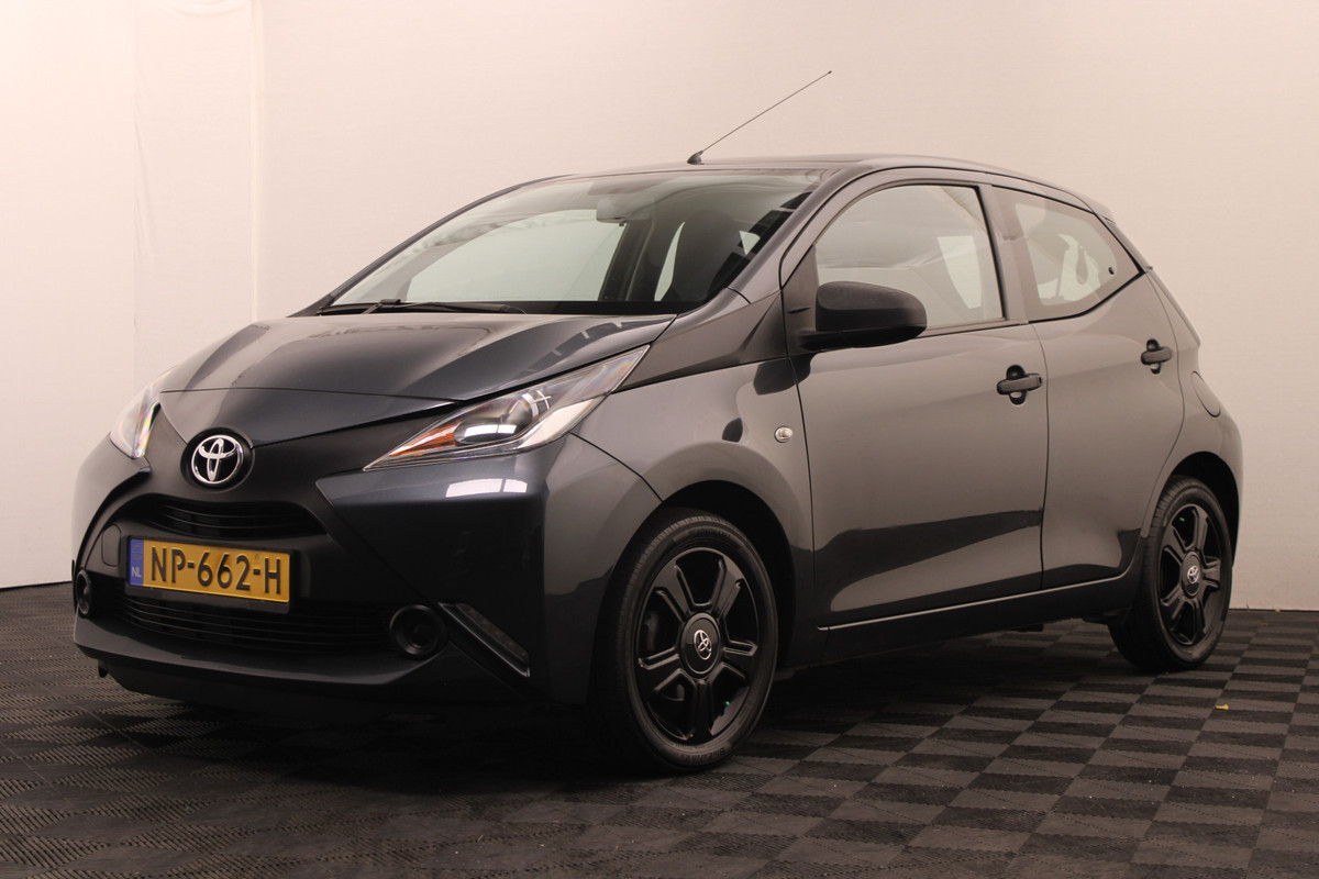 Toyota Aygo 1.0 VVT-i x-fun