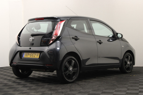 Toyota Aygo 1.0 VVT-i x-fun