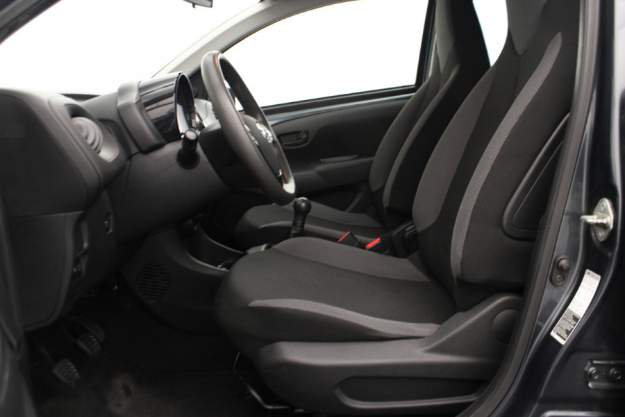 Toyota Aygo 1.0 VVT-i x-fun