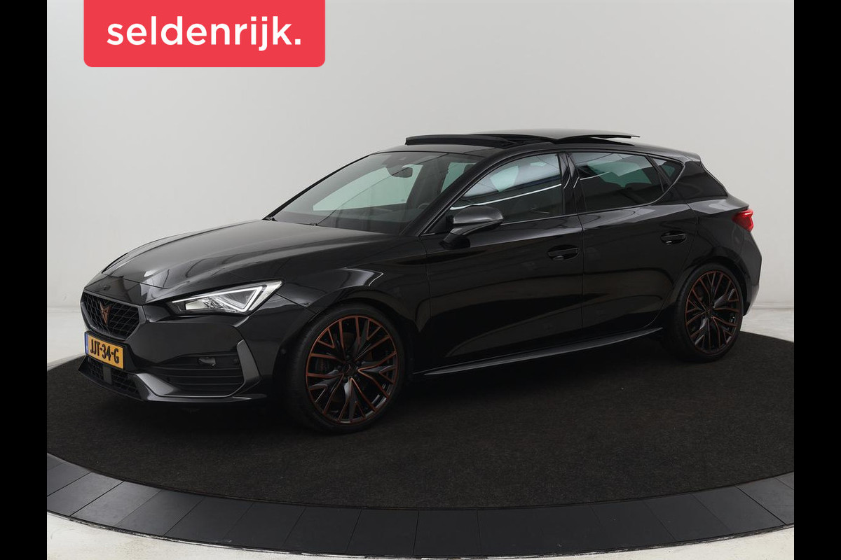 CUPRA Leon 2.0 TSI | 300pk | Panoramadak | Leder | Stoelverwarming | Carplay | Camera | Adaptive cruise | Navigatie | 19'' | Sfeerverlichting | Memory | Keyless | Sportstoelen CUPRA Leon 2.0 TSI | 300pk | Panoramadak | Leder | Stoelverwarming | Carplay | Camera | Adaptive cruise | Navigatie | 19'' | Sfeerverlichting | Memory | Keyless | Sportstoelen