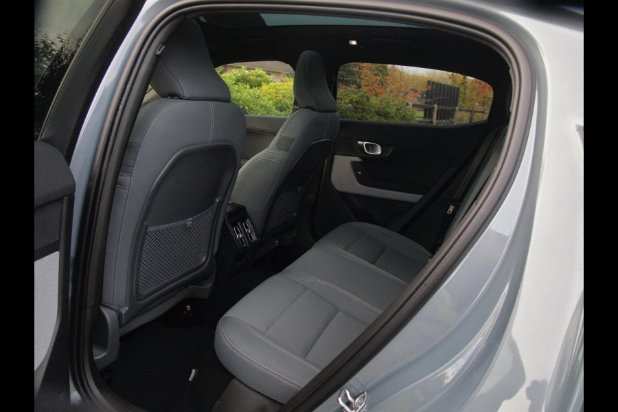 Polestar 2 Long Range Dual Motor Launch Edition 78kWh | Camera | Panoramadak | Harman Kardon | Apple Carplay |