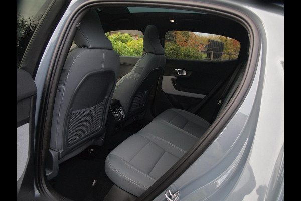 Polestar 2 Long Range Dual Motor Launch Edition 78kWh | Camera | Panoramadak | Harman Kardon | Apple Carplay |