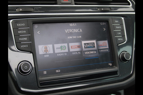 Volkswagen Tiguan 1.4 TSI ACT Comfortline Business R | Panoramadak | Trekhaak | Cruise Control | Stoelverwarming |