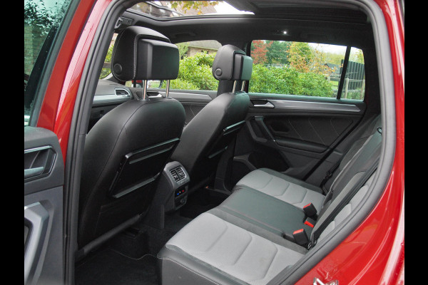 Volkswagen Tiguan 1.4 TSI ACT Comfortline Business R | Panoramadak | Trekhaak | Cruise Control | Stoelverwarming |