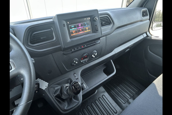 Renault Master T35 2.3 dCi 145 PK / L4H3 / MAXI WB 433 / DUBBEL LUCHT / INRICHTING / 3-ZITS / TREKHAAK / CAMERA / 3000 KG AHG /