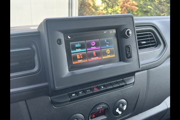 Renault Master T35 2.3 dCi 145 PK / L4H3 / MAXI WB 433 / DUBBEL LUCHT / INRICHTING / 3-ZITS / TREKHAAK / CAMERA / 3000 KG AHG /